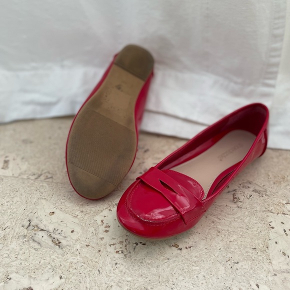 EUC Super cute red flats - Picture 4 of 6